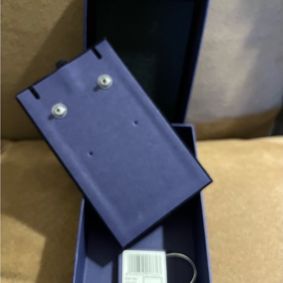 Swarovski Earrings long silver pink crystal. Studs can be wore alone - Picture 5 of 6